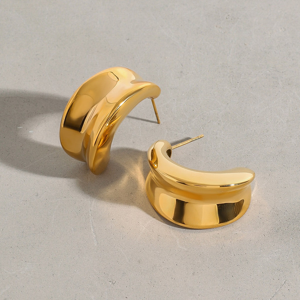 amethyst & sable aurea crescent hoop earrings in 18k gold
