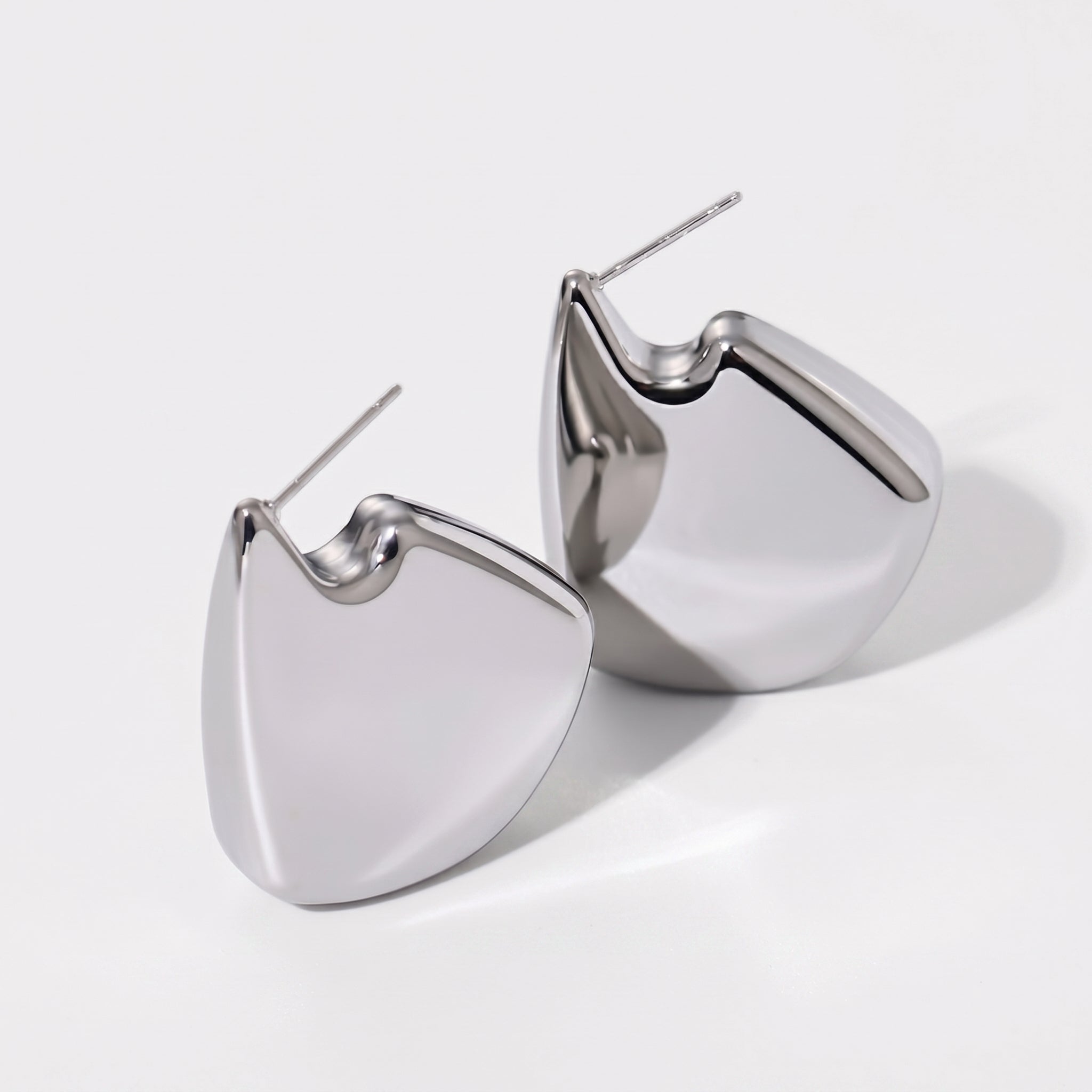 amethyst & sable aurea notch earrings in silver