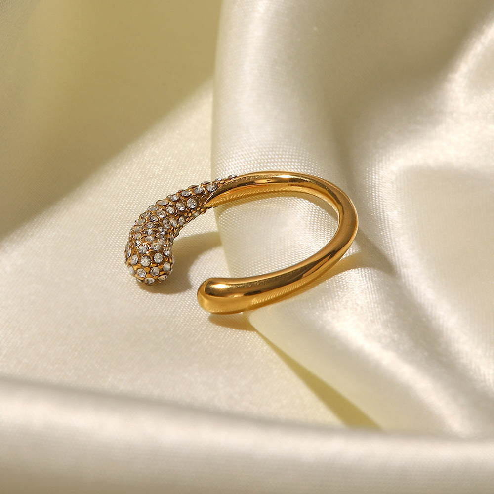 amethyst & sable luma halo open ring in 18k gold on satin surface