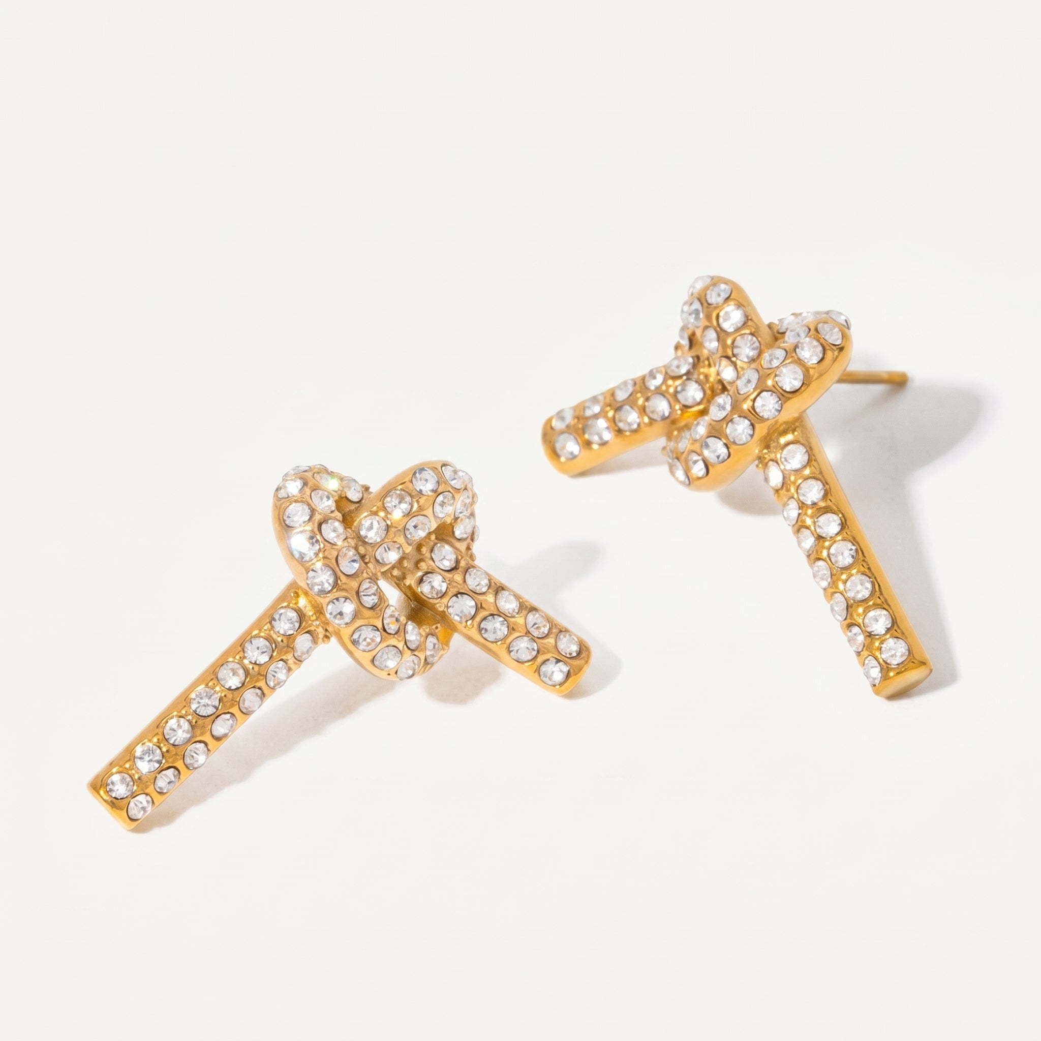 amethyst & sable luma knot earrings in 18k gold