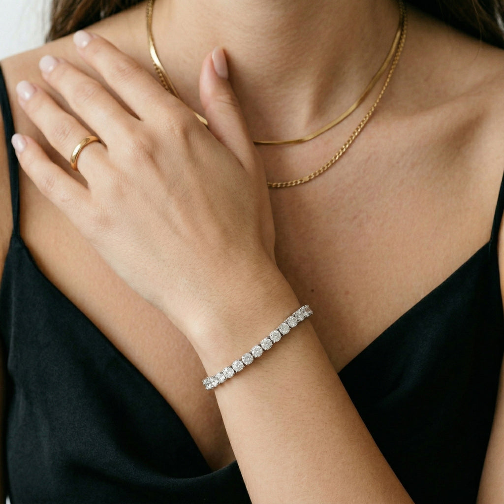 amethyst & sable luma tennis bracelet in silver on model