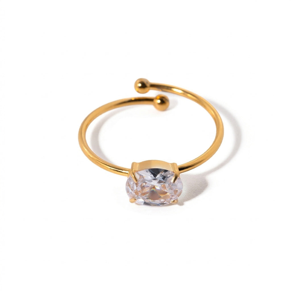amethyst & sable soleil meridian ring in 18k gold crystal