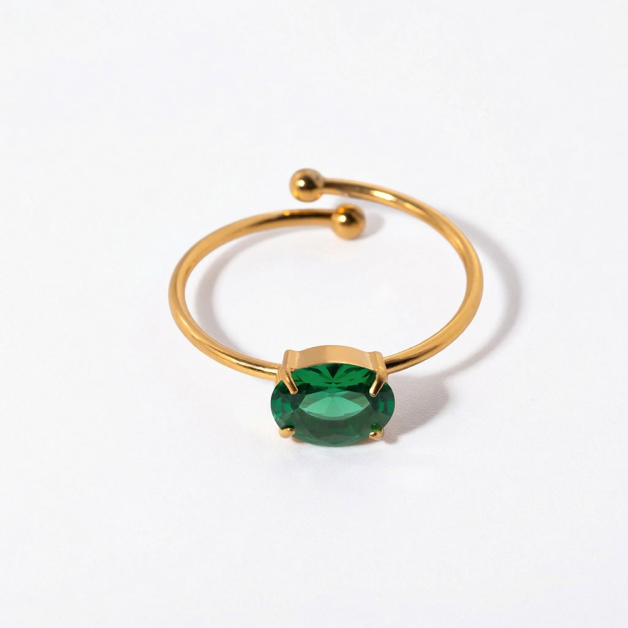 amethyst & sable soleil meridian ring in 18k gold emerald