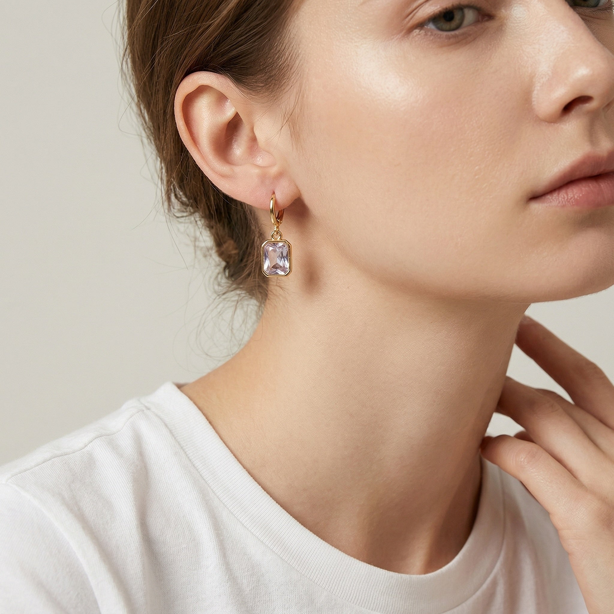 model wearing amethyst & sable soleil prism drop earrings in crystal