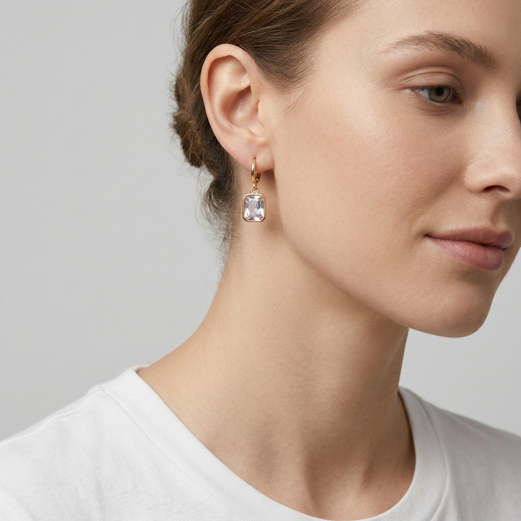 model wearing amethyst & sable soleil prism drop earrings in crystal